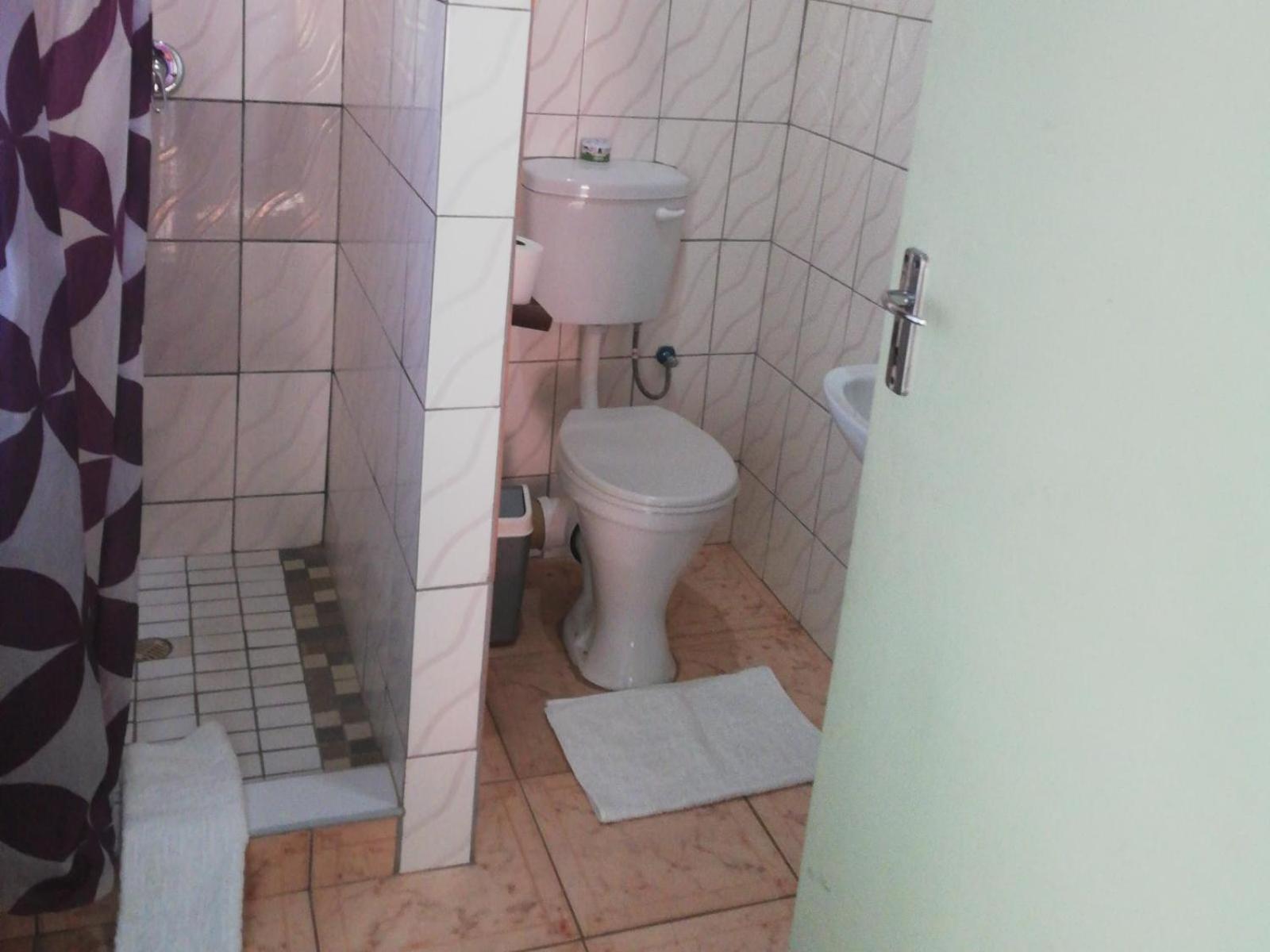 The Farmhouse Boutique Guesthouse And Beergarden Cc Outjo Esterno foto