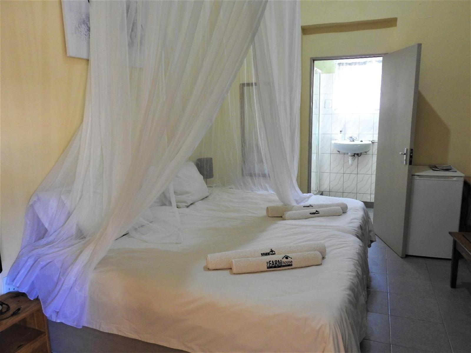The Farmhouse Boutique Guesthouse And Beergarden Cc Outjo Esterno foto
