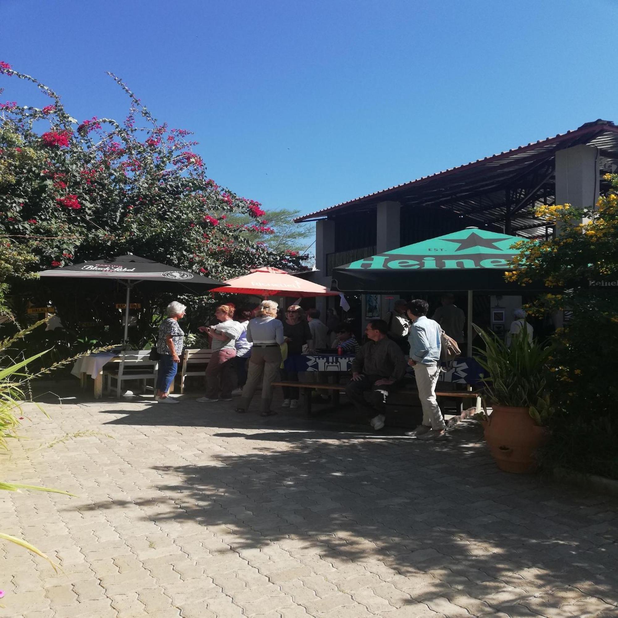 The Farmhouse Boutique Guesthouse And Beergarden Cc Outjo Esterno foto